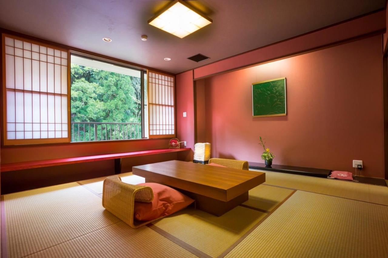 Yamanakaonsen Ohanami Kyubei Kaga  Εξωτερικό φωτογραφία