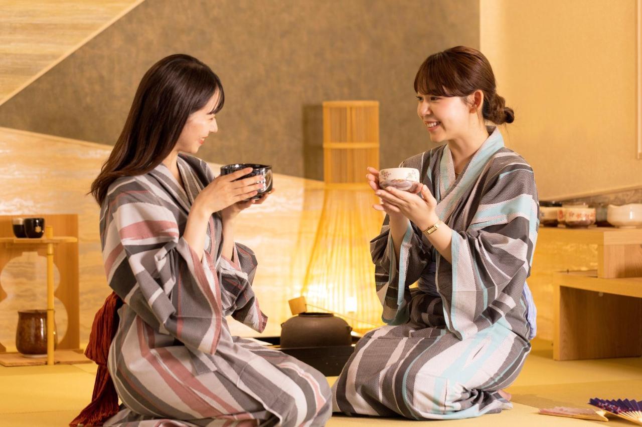 Yamanakaonsen Ohanami Kyubei Kaga  Εξωτερικό φωτογραφία