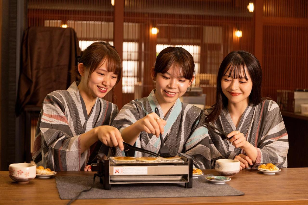 Yamanakaonsen Ohanami Kyubei Kaga  Εξωτερικό φωτογραφία