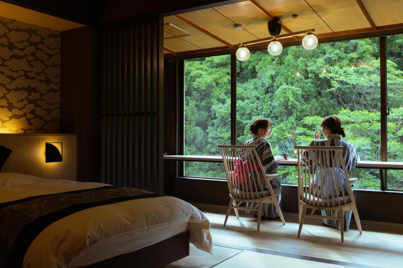 Yamanakaonsen Ohanami Kyubei Kaga  Εξωτερικό φωτογραφία