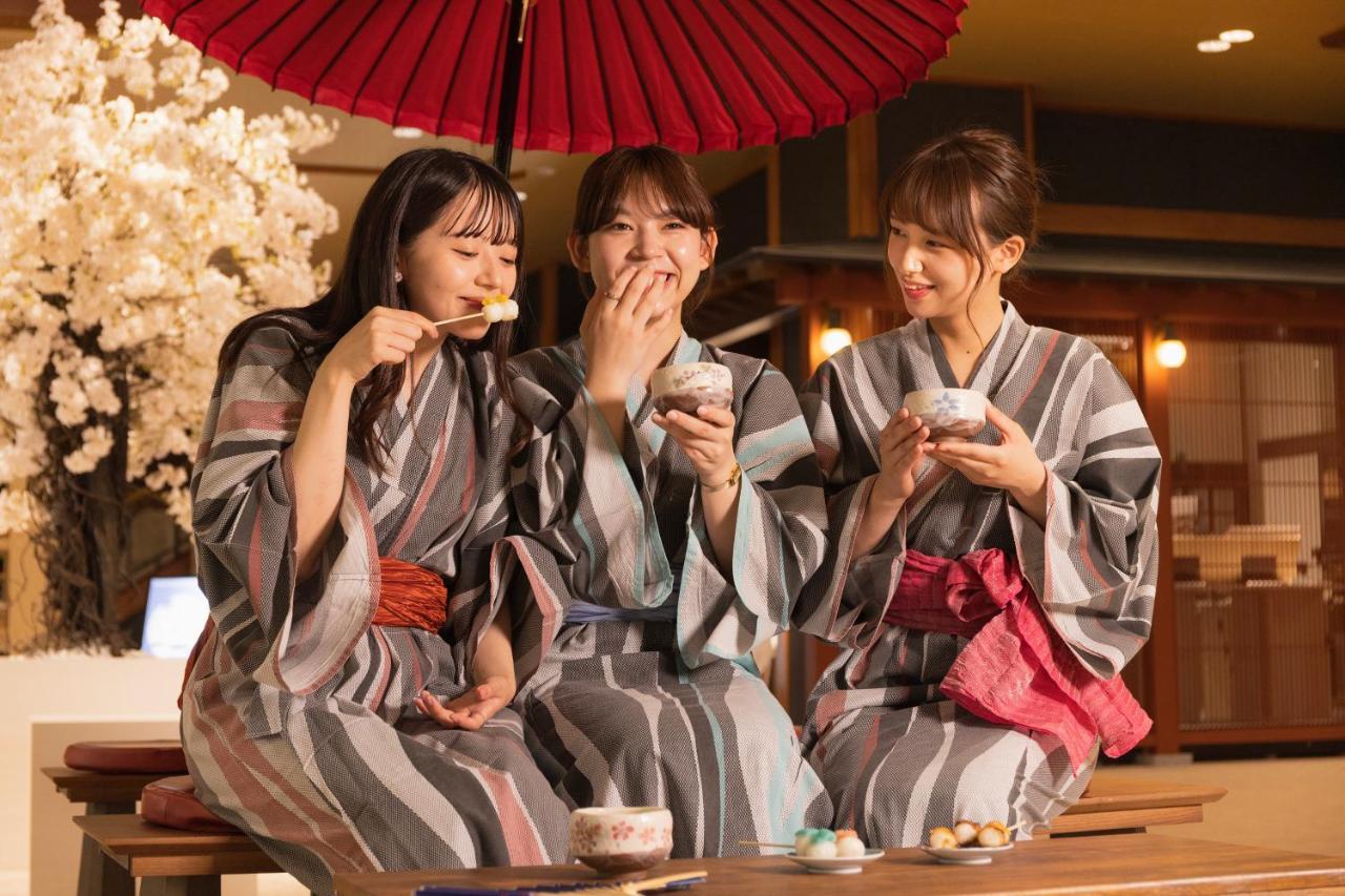 Yamanakaonsen Ohanami Kyubei Kaga  Εξωτερικό φωτογραφία